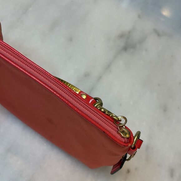 Coach Amanda Sateen Horse & Carriage Large Wristlet Clutch Bag - Picture 12 of 16